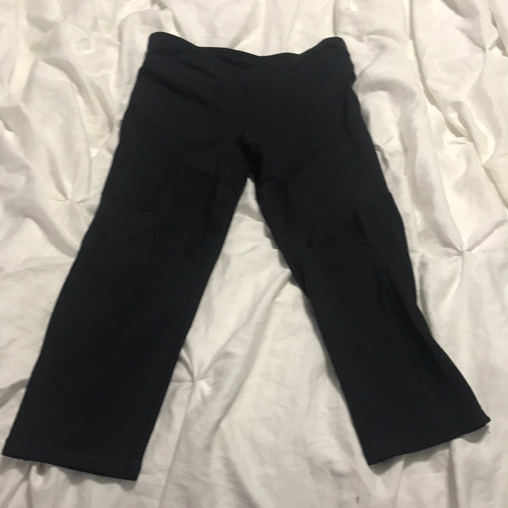 Champion Black 3/4 Cut work out pants